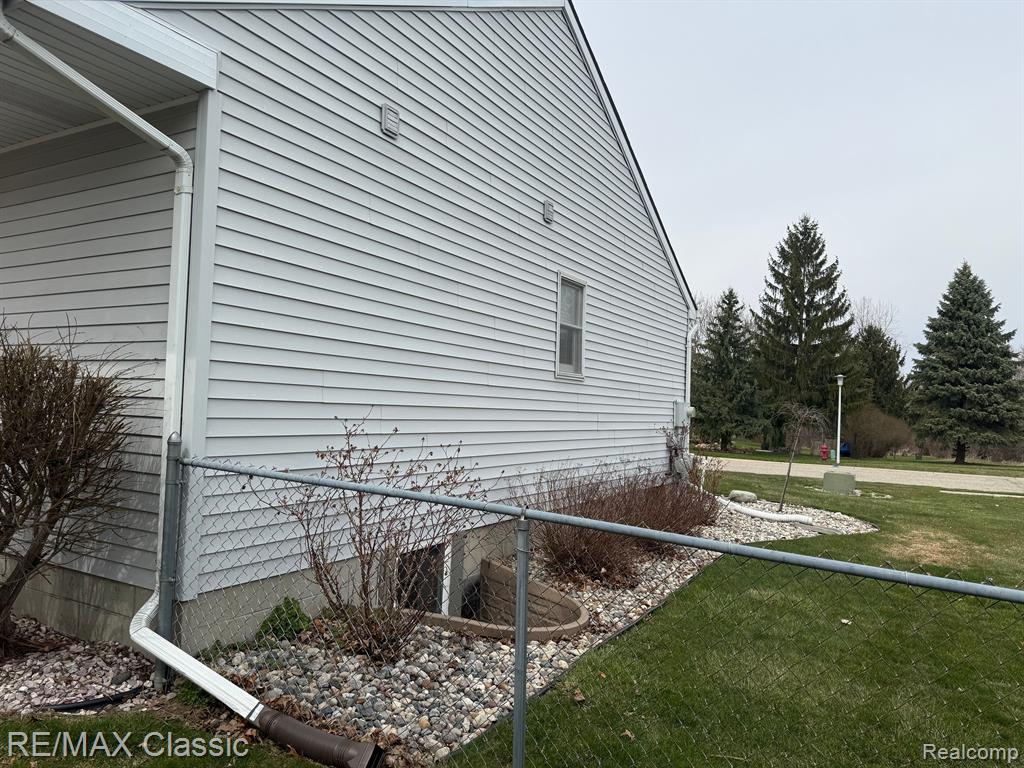 5855 Caleta Drive, Lansing, MI 48911 — Photo 38