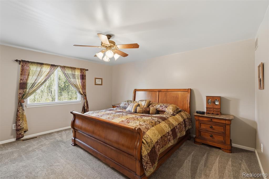 6263 Shadetree Court, Howell, MI 48843 — Photo 17