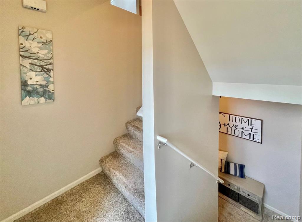 1096 Faulkner, Troy, MI 48083 — Photo 6