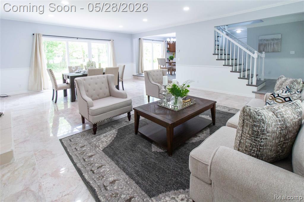 6910 Leytonstone Boulevard, West Bloomfield, MI — Photo 7