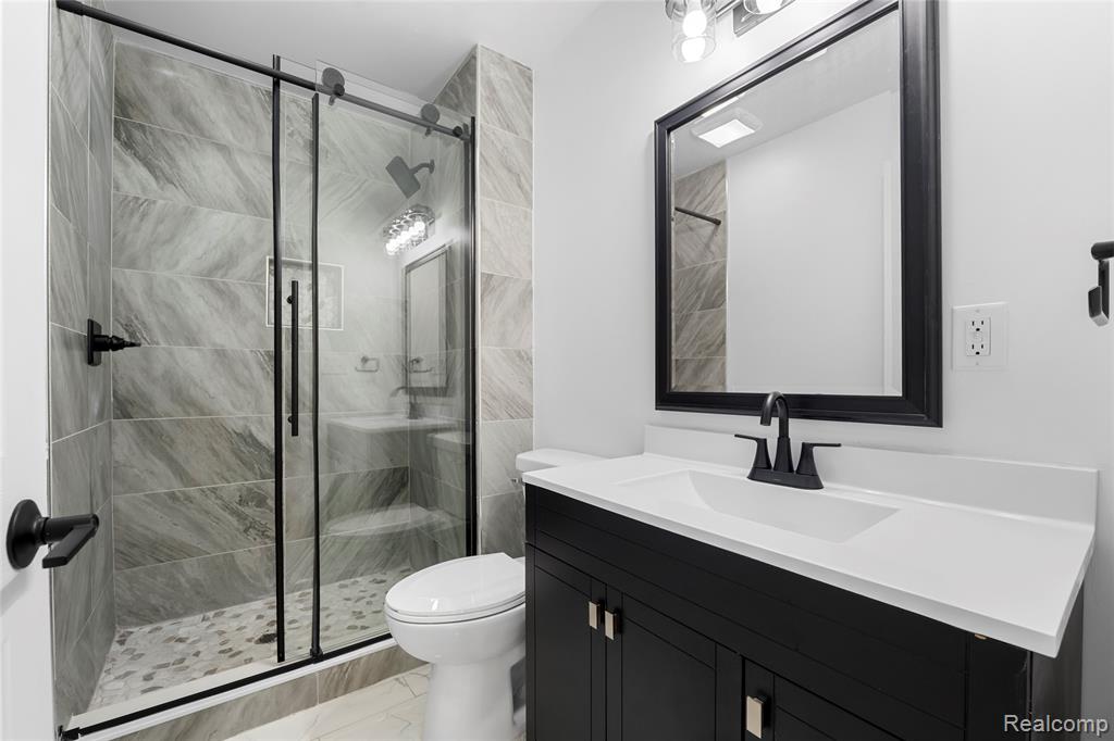 24790 Ashley Court, Redford, MI 48239 — Photo 23