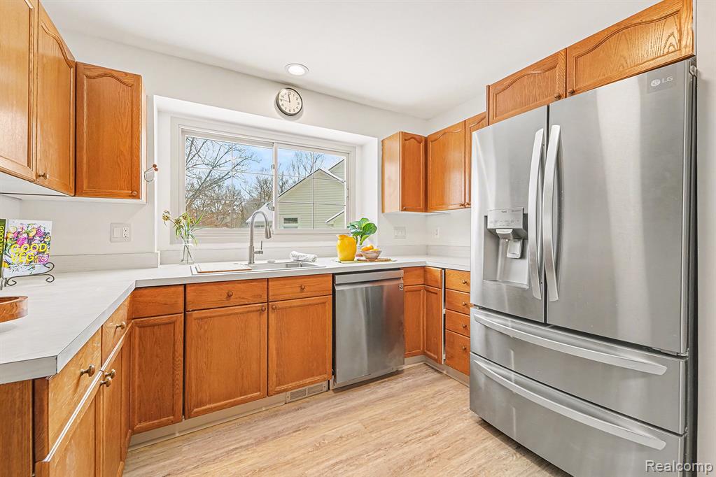 4977 Briarwood Circle, West Bloomfield, MI 48323 — Photo 13