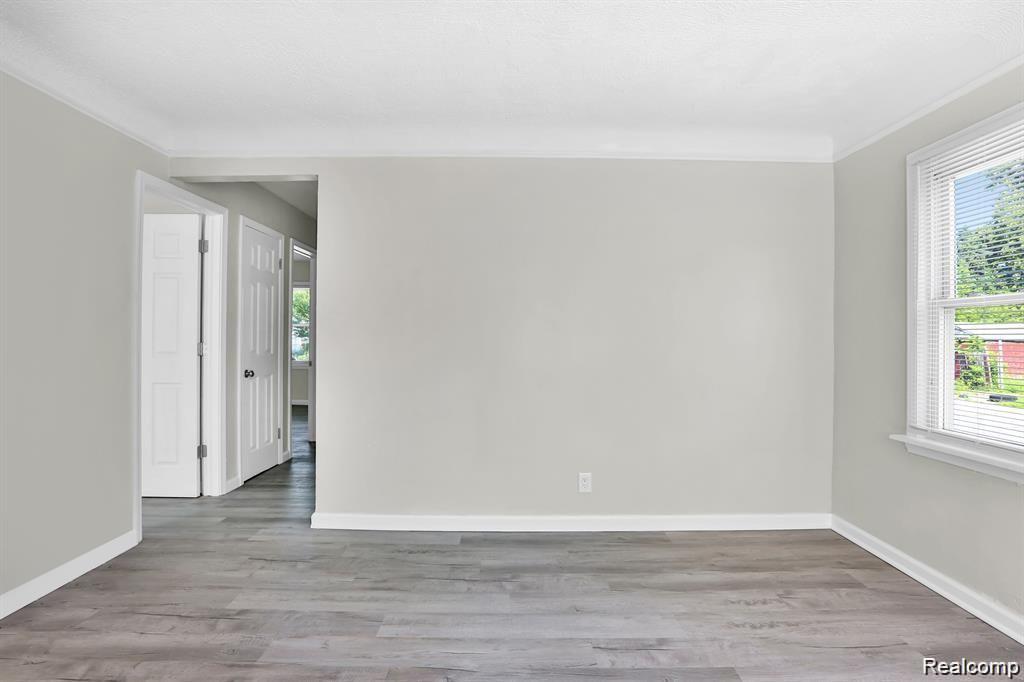 9277 VAUGHAN Street, Detroit, MI 48228 — Photo 7