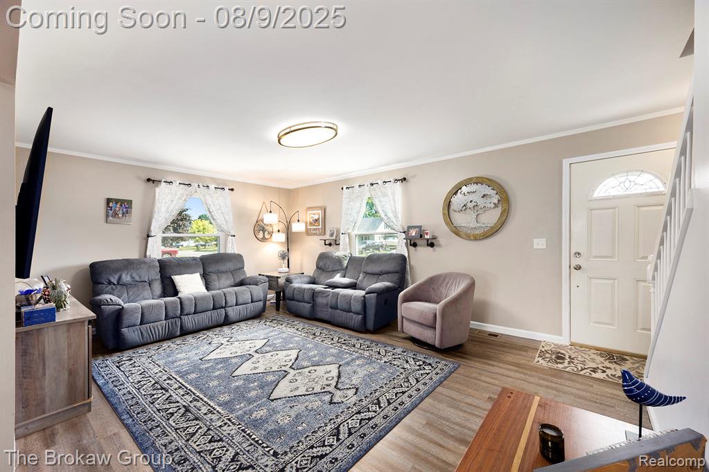 694 Metcalf Drive, Imlay City, MI 48444 — Photo 3