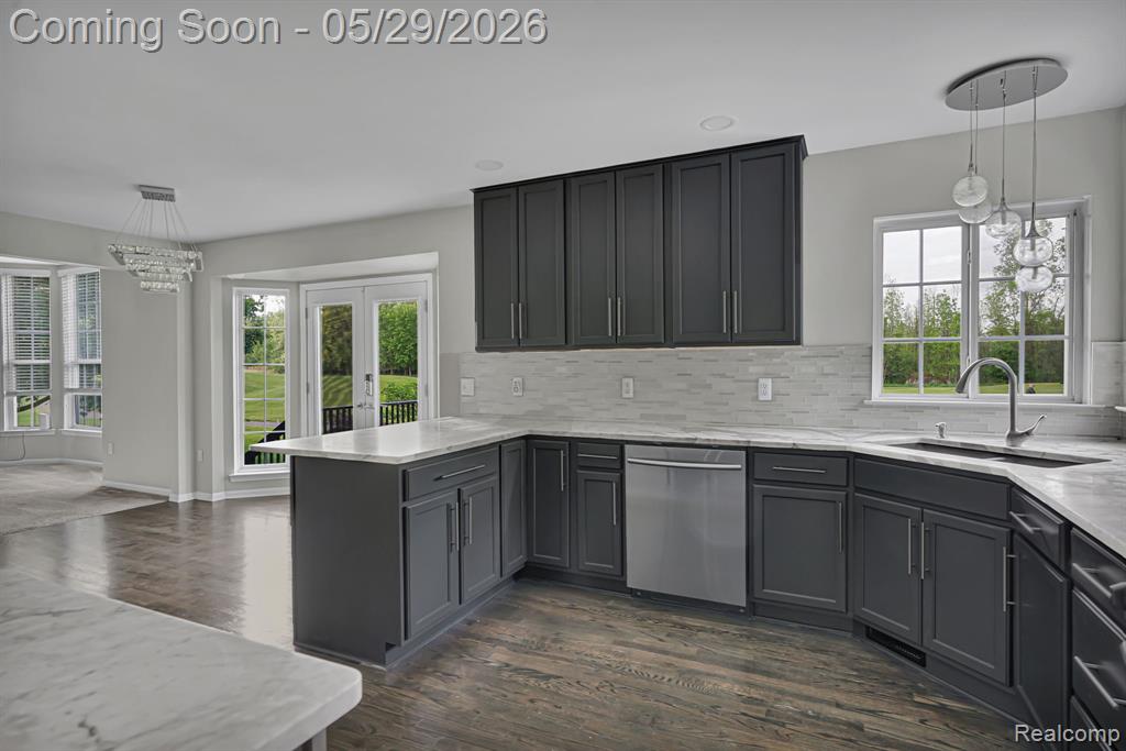 5729 Woodfield Parkway, Grand Blanc, MI 48439 — Photo 20