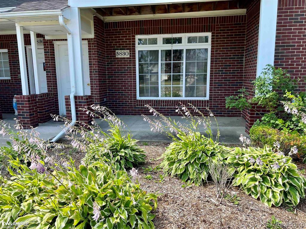 5830 Acorn Lane, Sterling Heights, MI 48314 — Photo 2