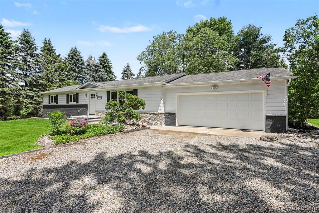 74600 Nordman Court, Romeo, MI 48065 — Photo 2