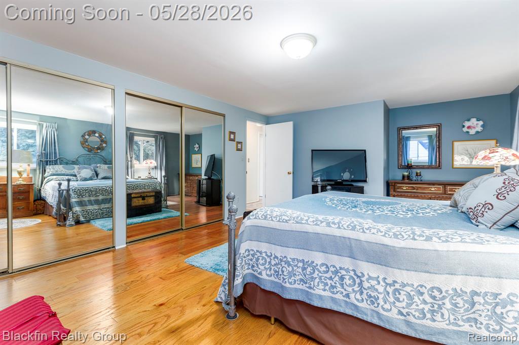 430 N Batchewana Street, Clawson, MI — Photo 25