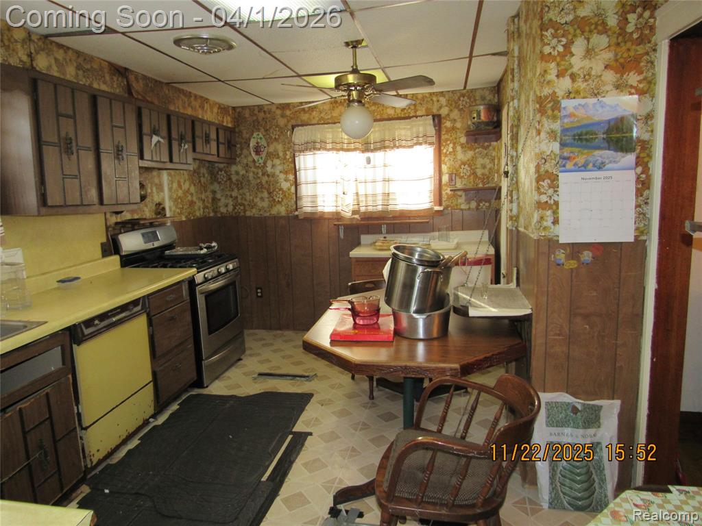 4803 McClellan Street, Detroit, MI 48214 — Photo 5