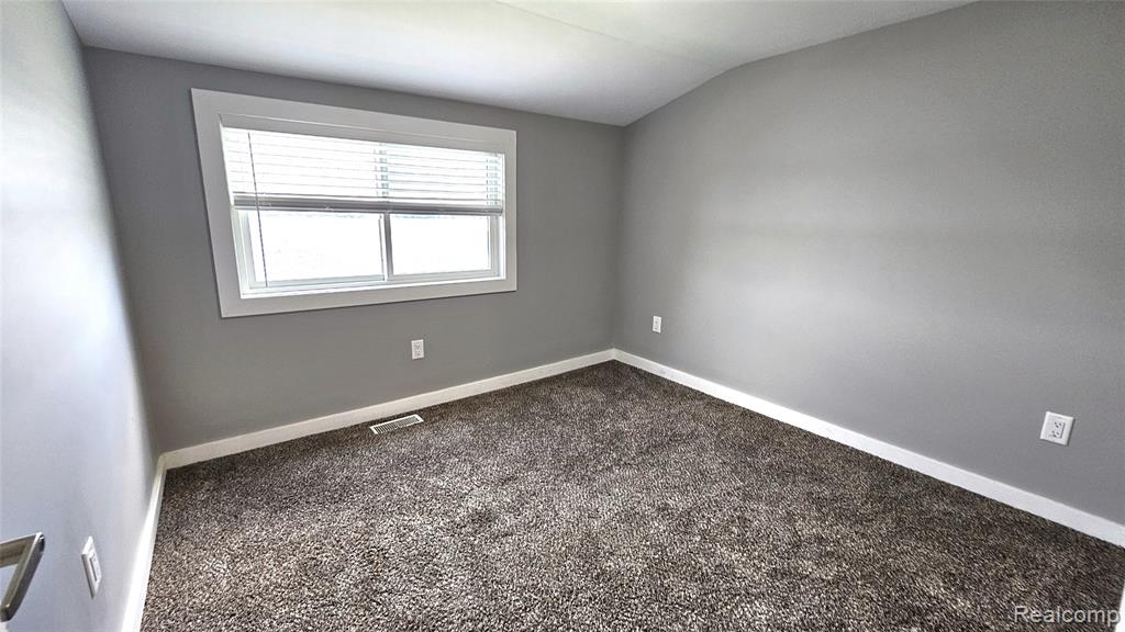 9388 DEXTER PINCKNEY, Pinckney, MI 48169 — Photo 27