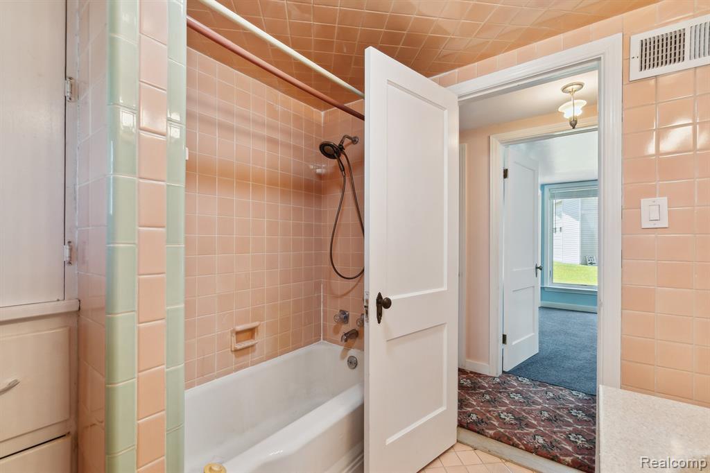 3990 S Sashabaw Road, Clarkston, MI 48348 — Photo 22