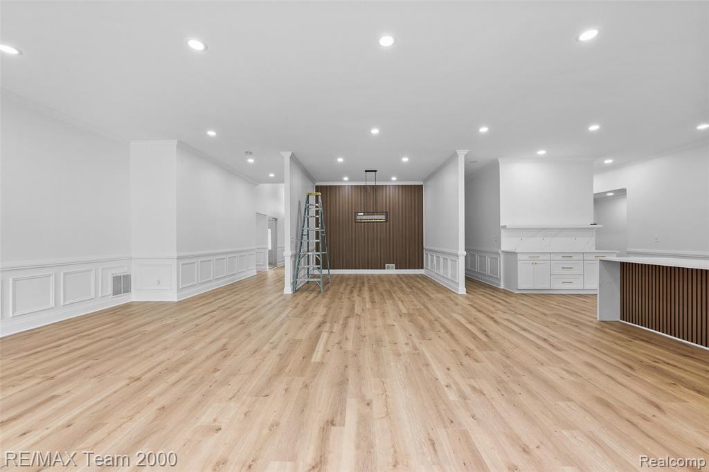 6302 Burger Street, Dearborn Heights, MI 48127 — Photo 16