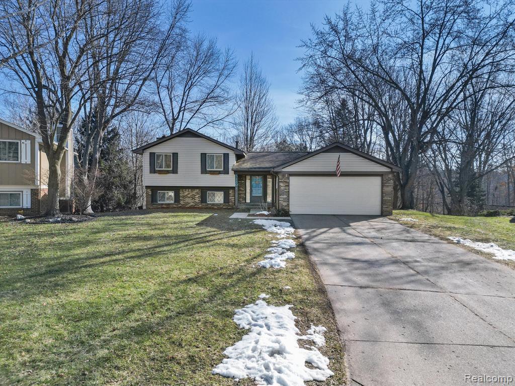 5180 WOODCREEK Trail, Clarkston, MI — Photo 45