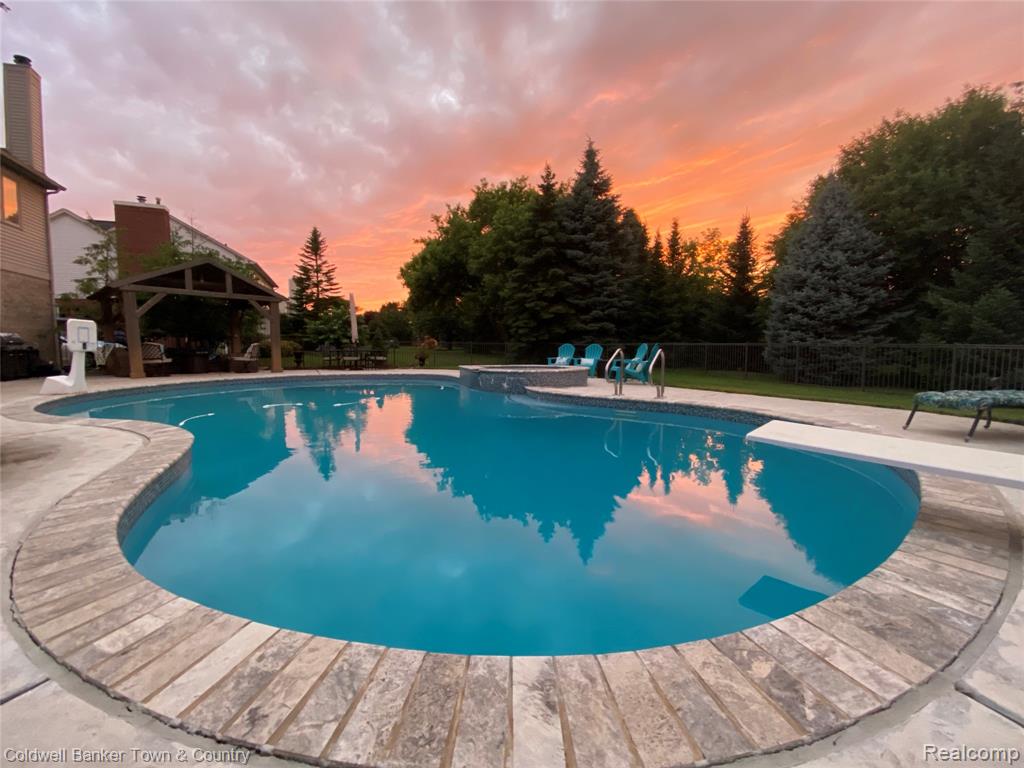 47740 Royal Pointe Drive, Canton, MI 48187 — Photo 4