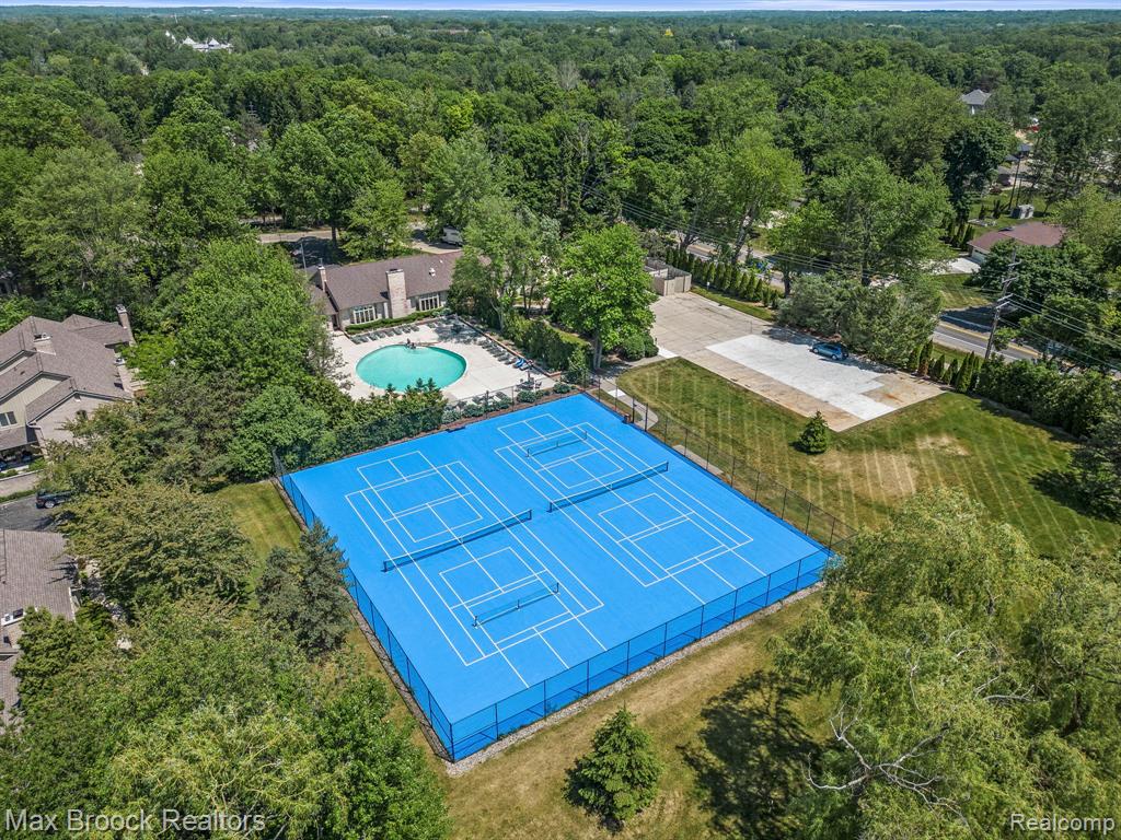 1276 Greenglen Court, Bloomfield Hills, MI 48304 — Photo 42