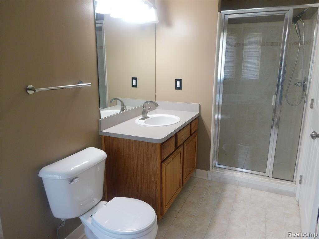 52025 HICKORY Drive, Chesterfield, MI 48047 — Photo 33