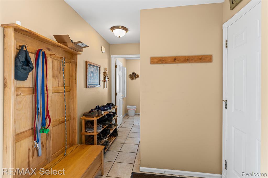7065 Crosswinds Drive, Swartz Creek, MI 48473 — Photo 10