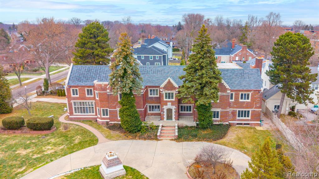 16761 E Jefferson Avenue, Grosse Pointe, MI 48230 — Photo 4
