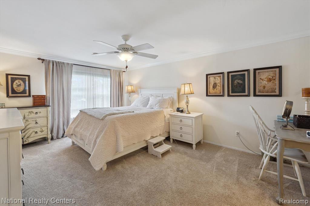 21336 E GLEN HAVEN Circle, Northville, MI 48167 — Photo 11