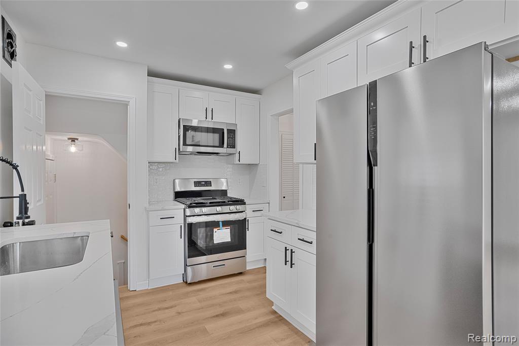 11363 Marion, Redford, MI 48239 — Photo 10