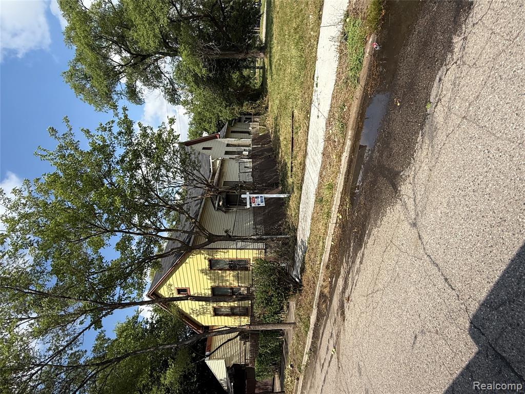 1824 20th Street, Detroit, MI 48216 — front exterior