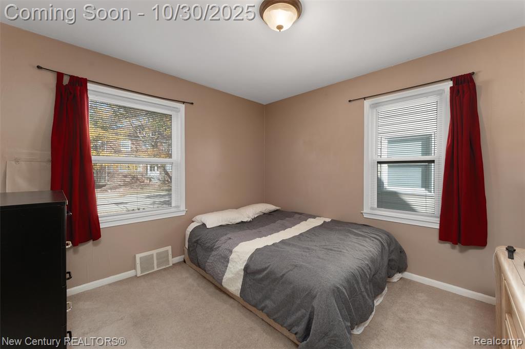 621 W Harwood Avenue, Madison Heights, MI 48071 — Photo 11