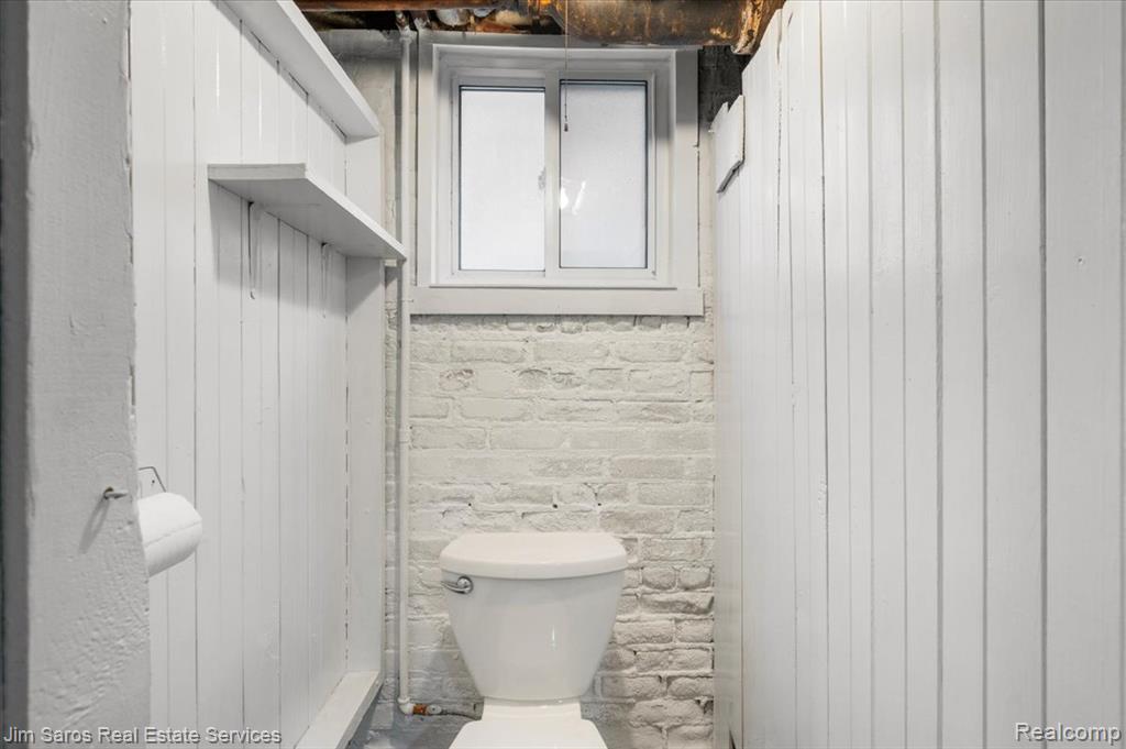 1338 Somerset Avenue, Grosse Pointe, MI 48230 — Photo 32