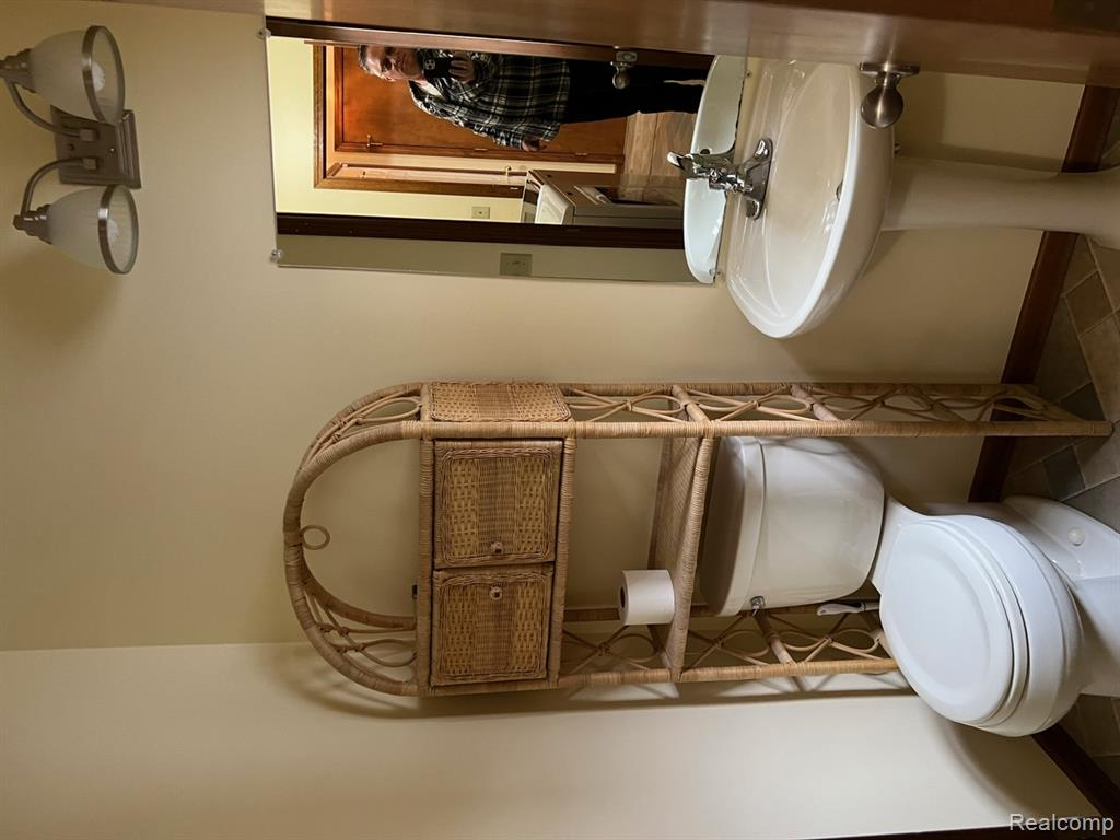 4480 Genesee Road, Lapeer, MI 48446 — Photo 15