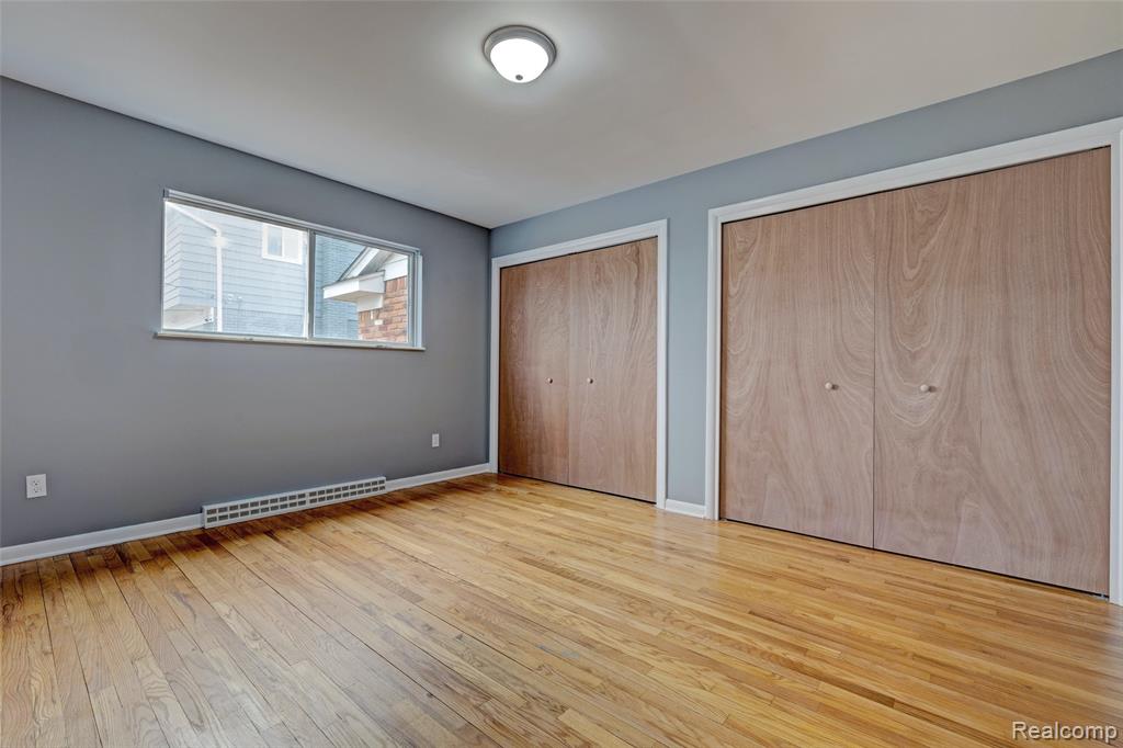 5936 Warbler Drive, Clarkston, MI — Photo 24