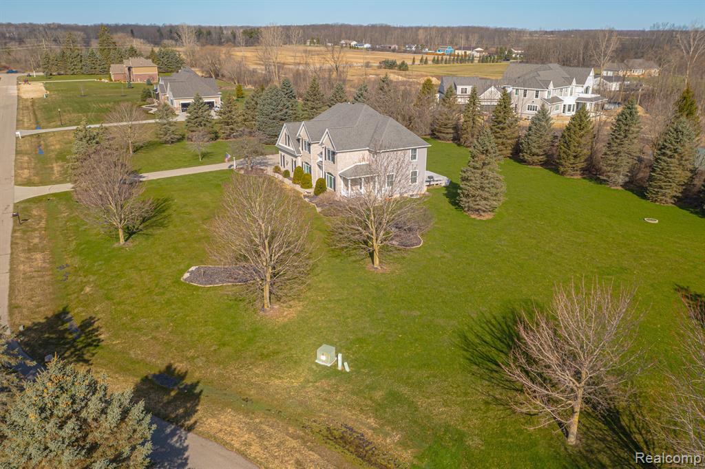 4670 HARVEST Row, MI 48049 — Photo 17