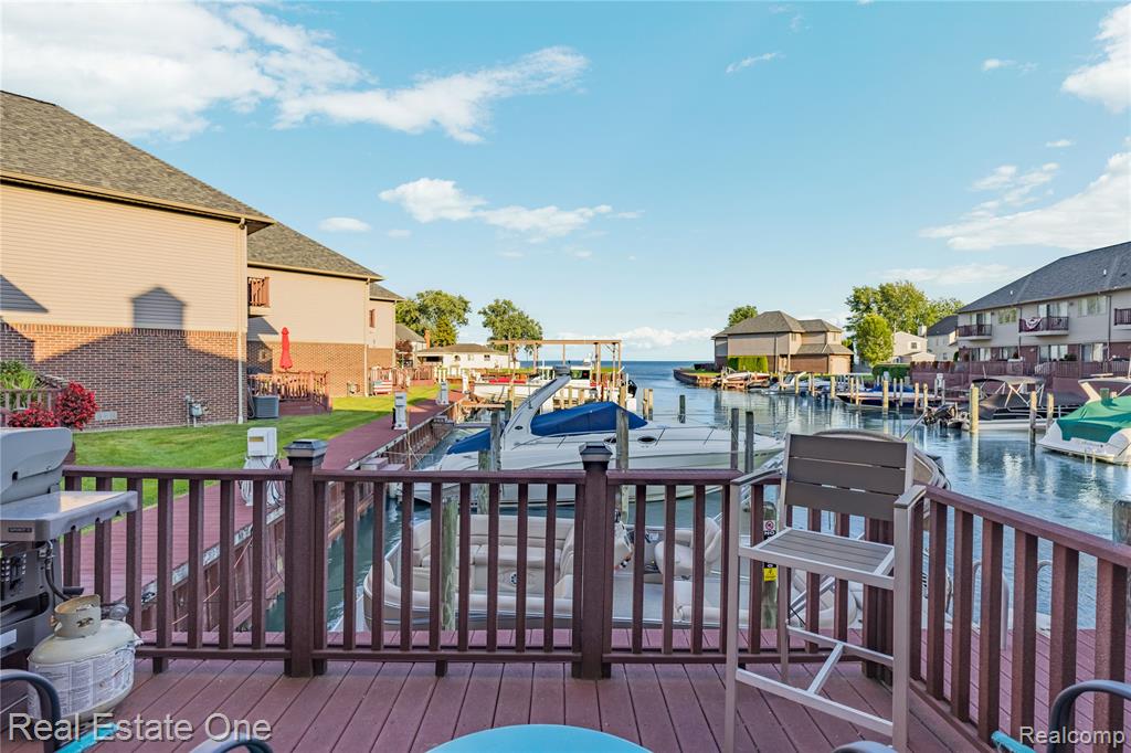 47630 Lorie Lane, New Baltimore, MI 48047 — Photo 47