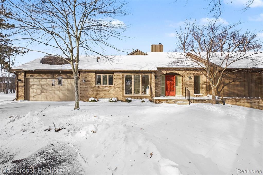 23745 Ravineview Court, Bingham Farms, MI 48025 — front exterior