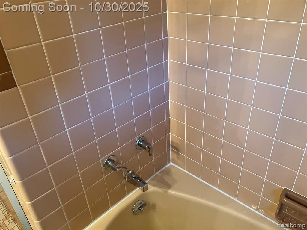 3335 W Water Street, Port Huron, MI 48060 — Photo 25