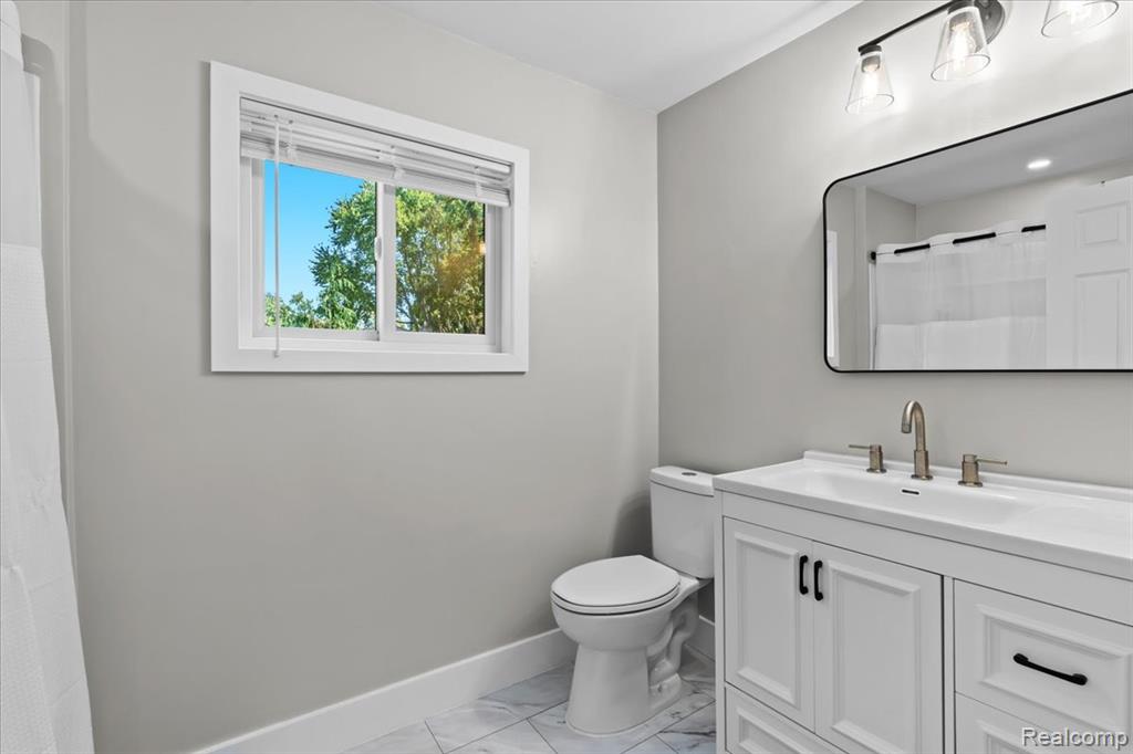 4821 Pinehurst Court, Brighton, MI 48116 — Photo 11
