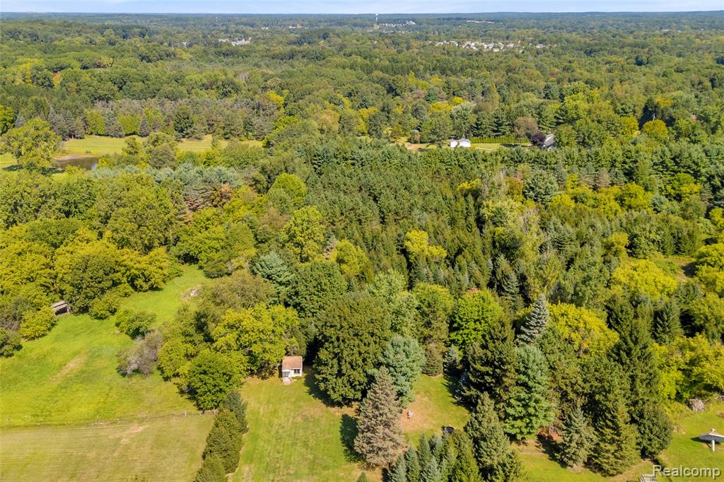 3145 S Fenton Road, Holly, MI 48442 — Photo 33