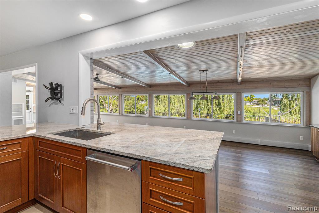 2145 Helmsford Drive, Wolverine Lake, MI 48390 — Photo 17