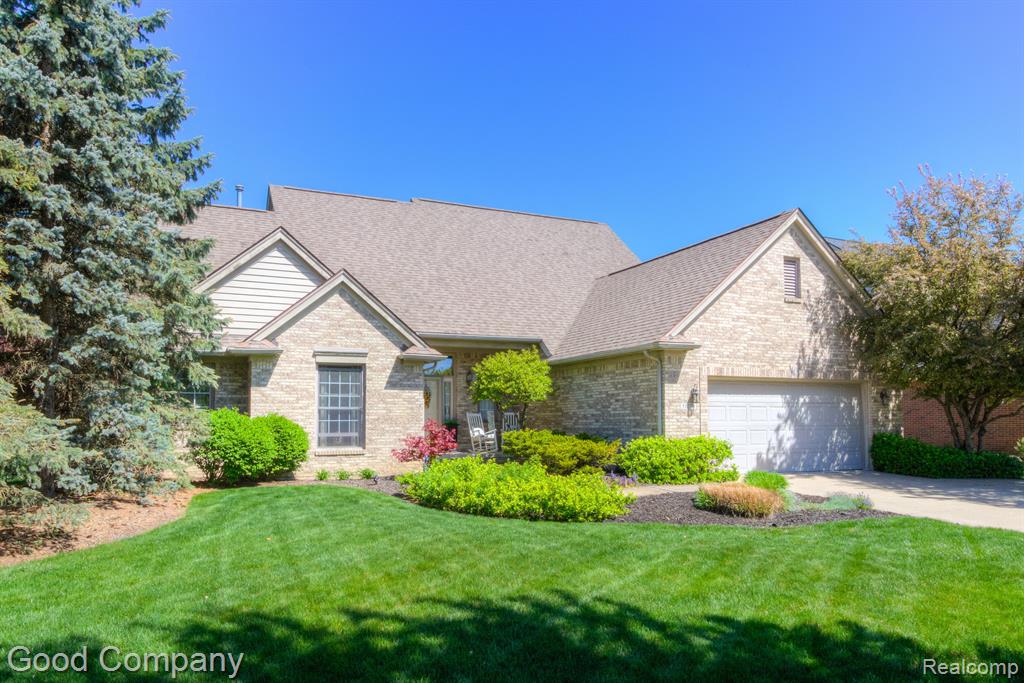 51250 W HILLS Drive, Plymouth, MI 48170 — Photo 52