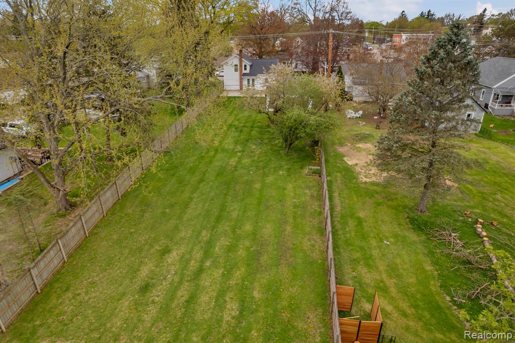 209 S Bristol Street, Almont, MI 48003 — Photo 38