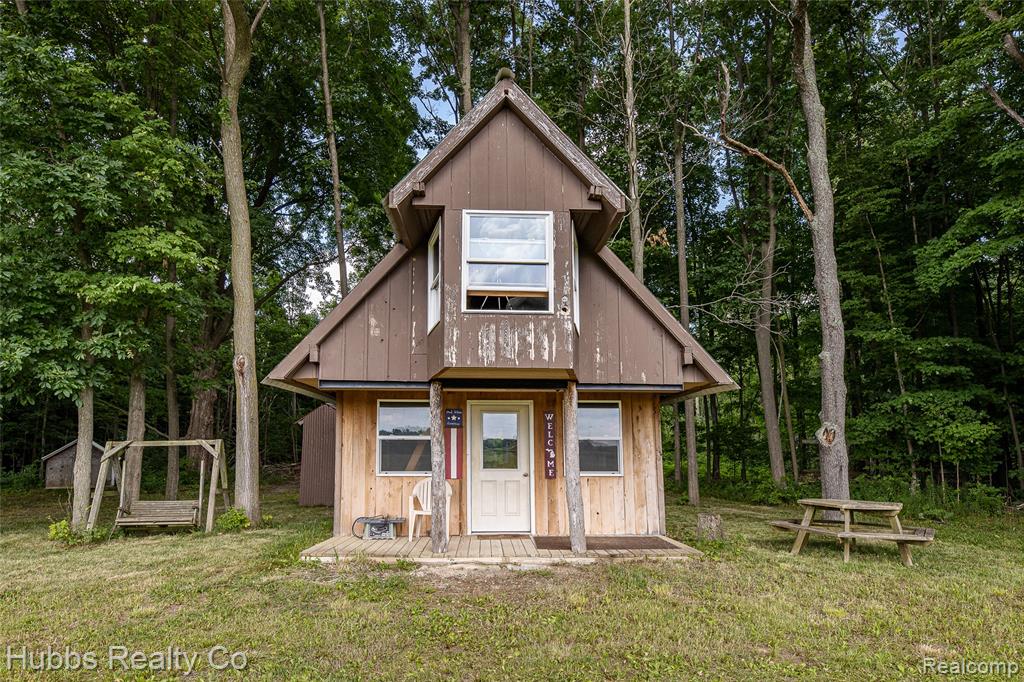 4251 E Frances Road, Mount Morris, MI 48458 — Photo 10