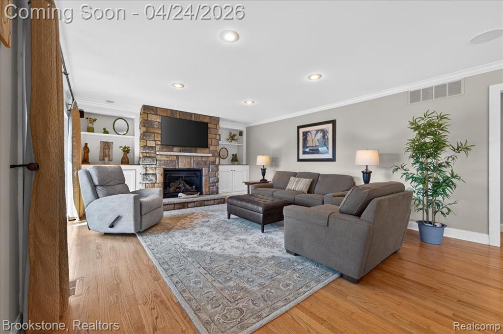 3426 KINGSWAY, Highland, MI 48356 — Photo 24