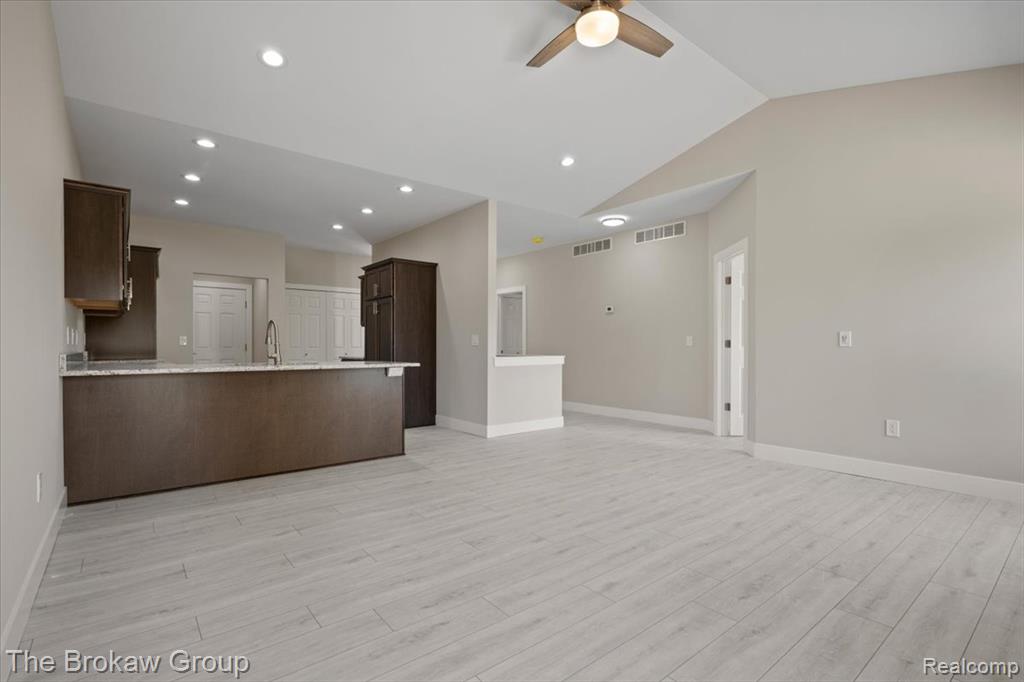 3369 Meadowridge Court, Davison, MI 48423 — Photo 17