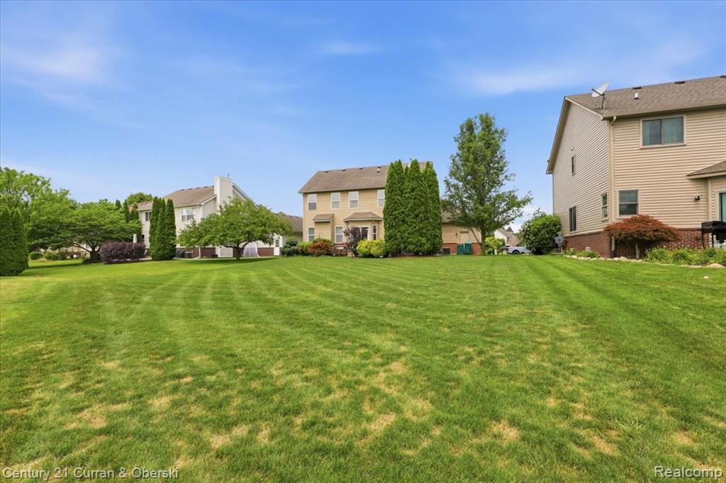 23537 Crescent Ridge Drive, New Boston, MI 48164 — Photo 6