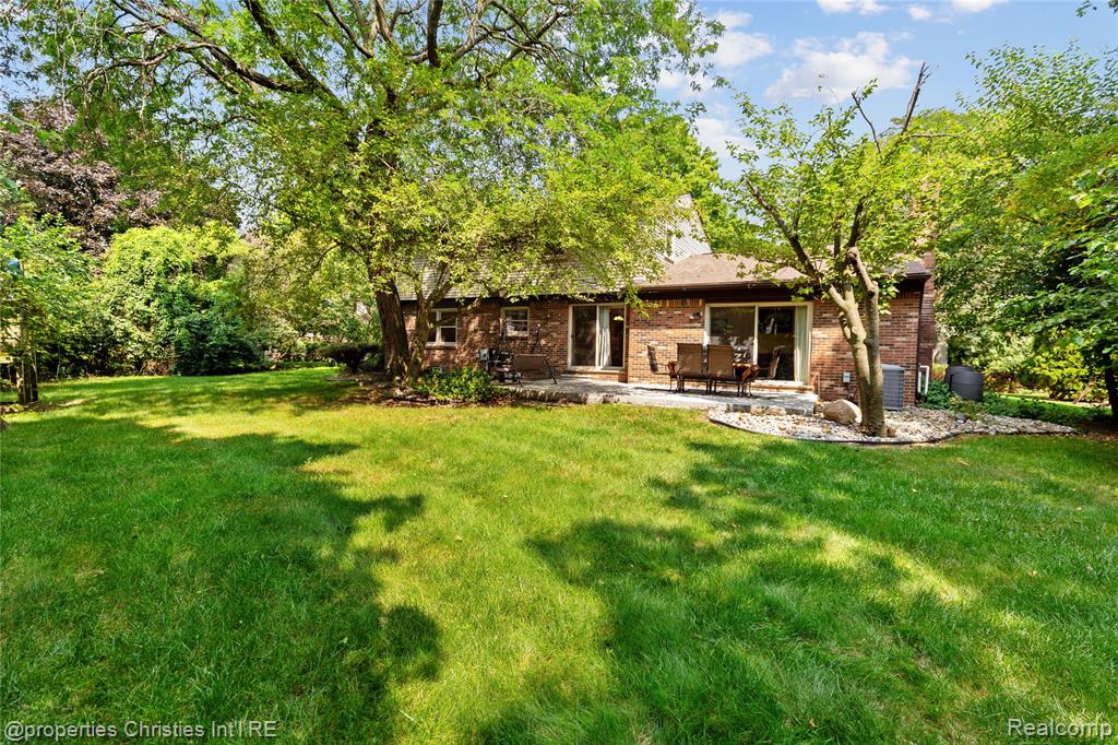 41101 Croydon Court, Northville, MI 48168 — Photo 38