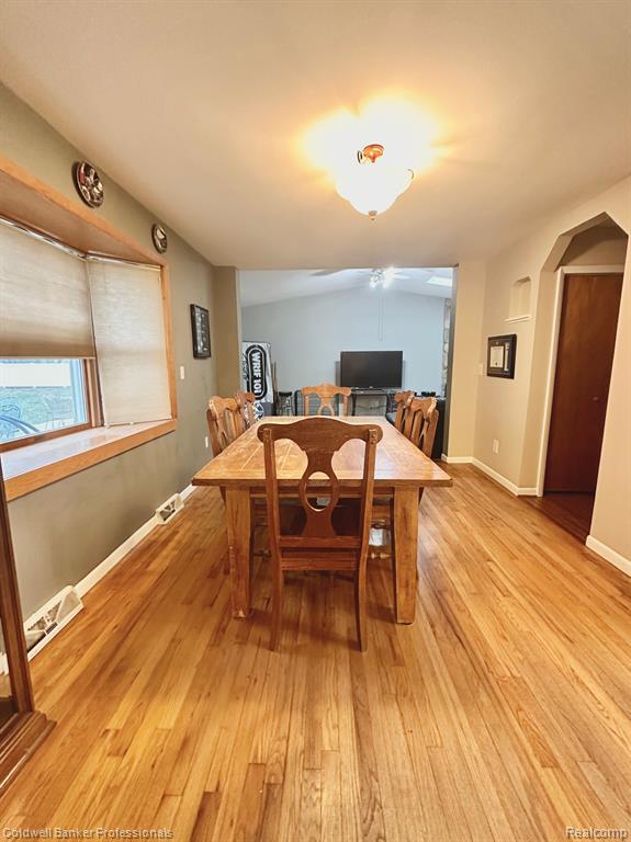 8709 CLARRIDGE Road, Clarkston, MI 48348 — Photo 9