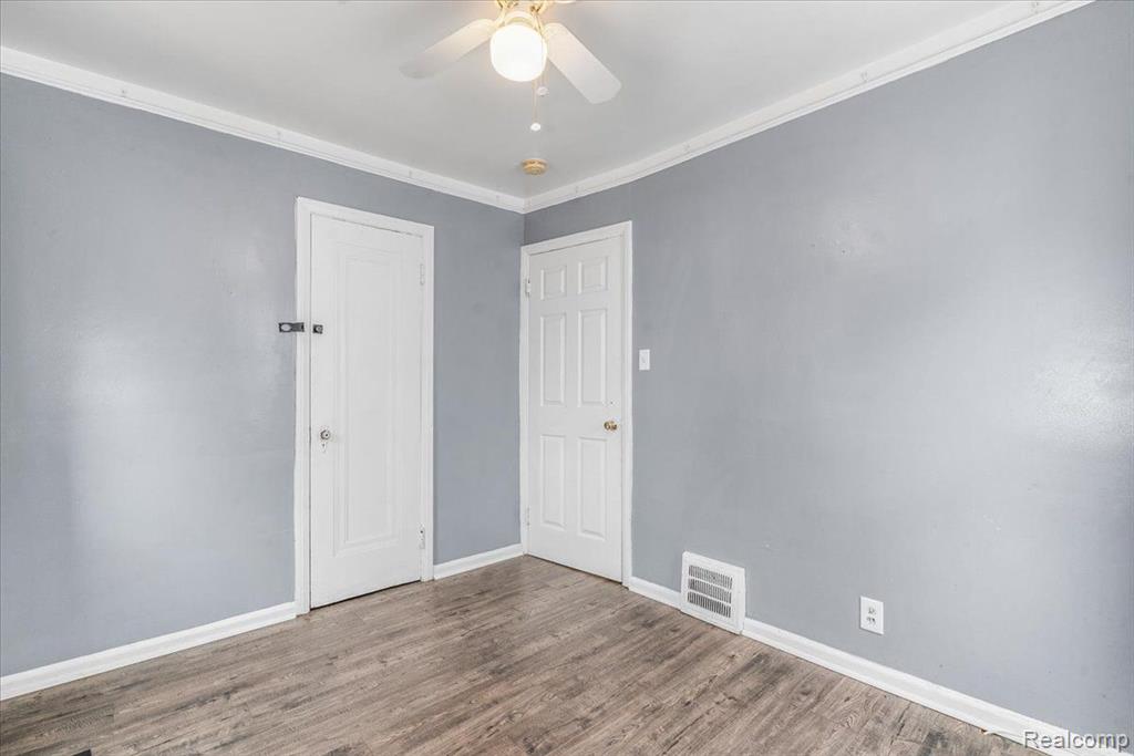 4775 WESTLAND Street, Dearborn, MI 48126 — Photo 10