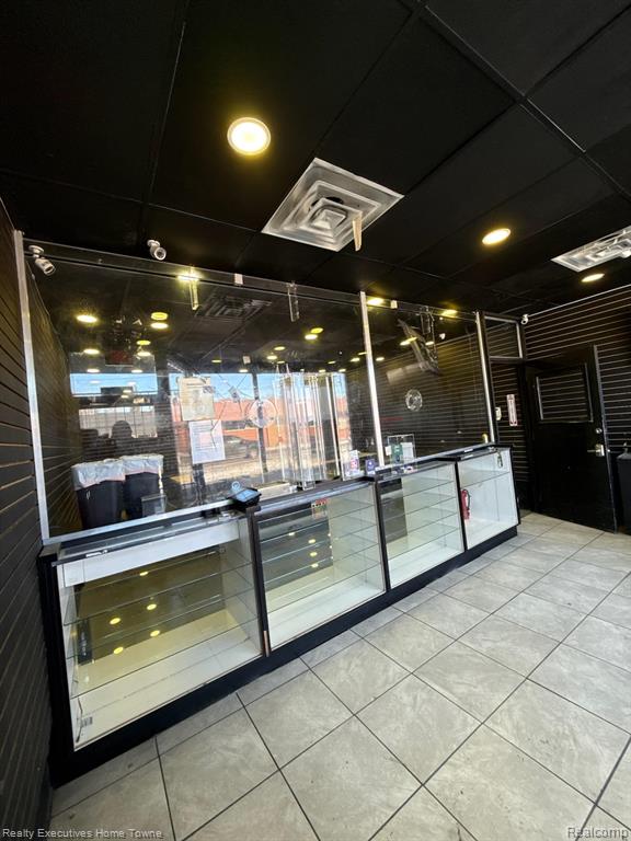 12834 E 7 Mile Road, Detroit, MI 48205 — Photo 2