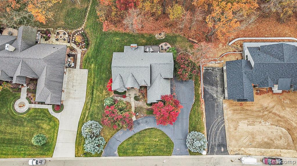 8925 Deerwood Road, Clarkston, MI 48348 — Photo 36