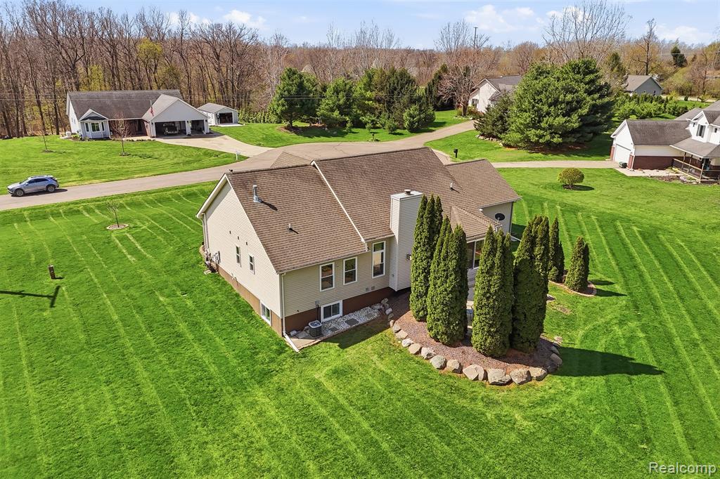 4325 Kellie Court, Howell, MI 48855 — Photo 33