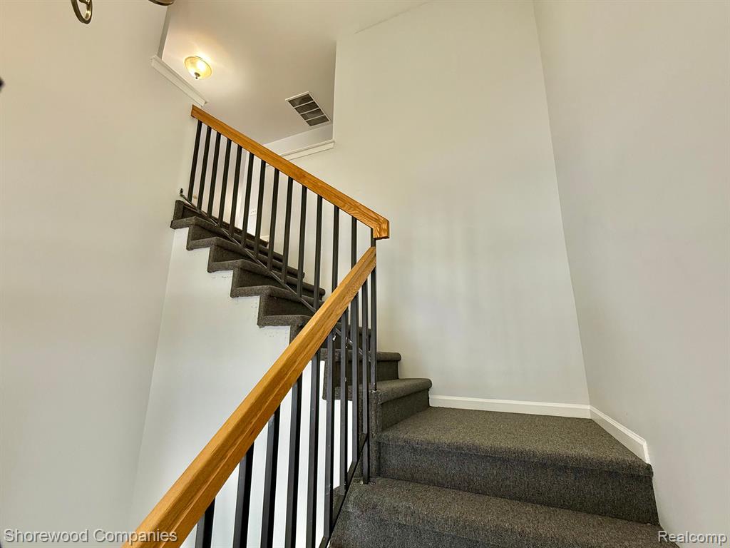 46116 Rhodes Drive, Macomb, MI 48044 — Photo 3