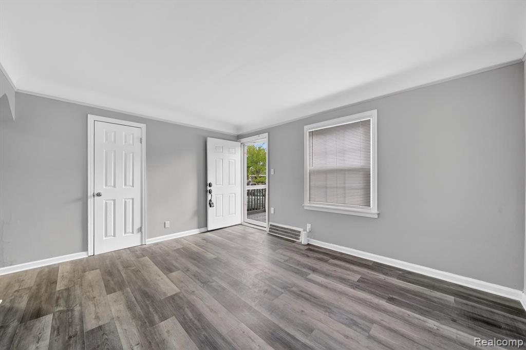5156 Winifred Street, Wayne, MI 48184 — Photo 5